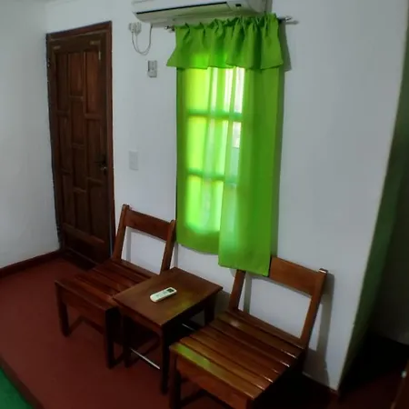 Mi Hogar Alojamientos Temporarios Puerto Iguazu Exterior photo